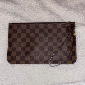Louis Vuitton wistlet